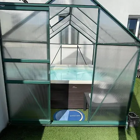 Alpha - Relax E Jacuzzi Holiday home *