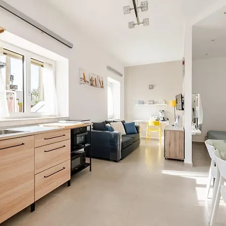 Alpha - Relax E Jacuzzi Holiday home *